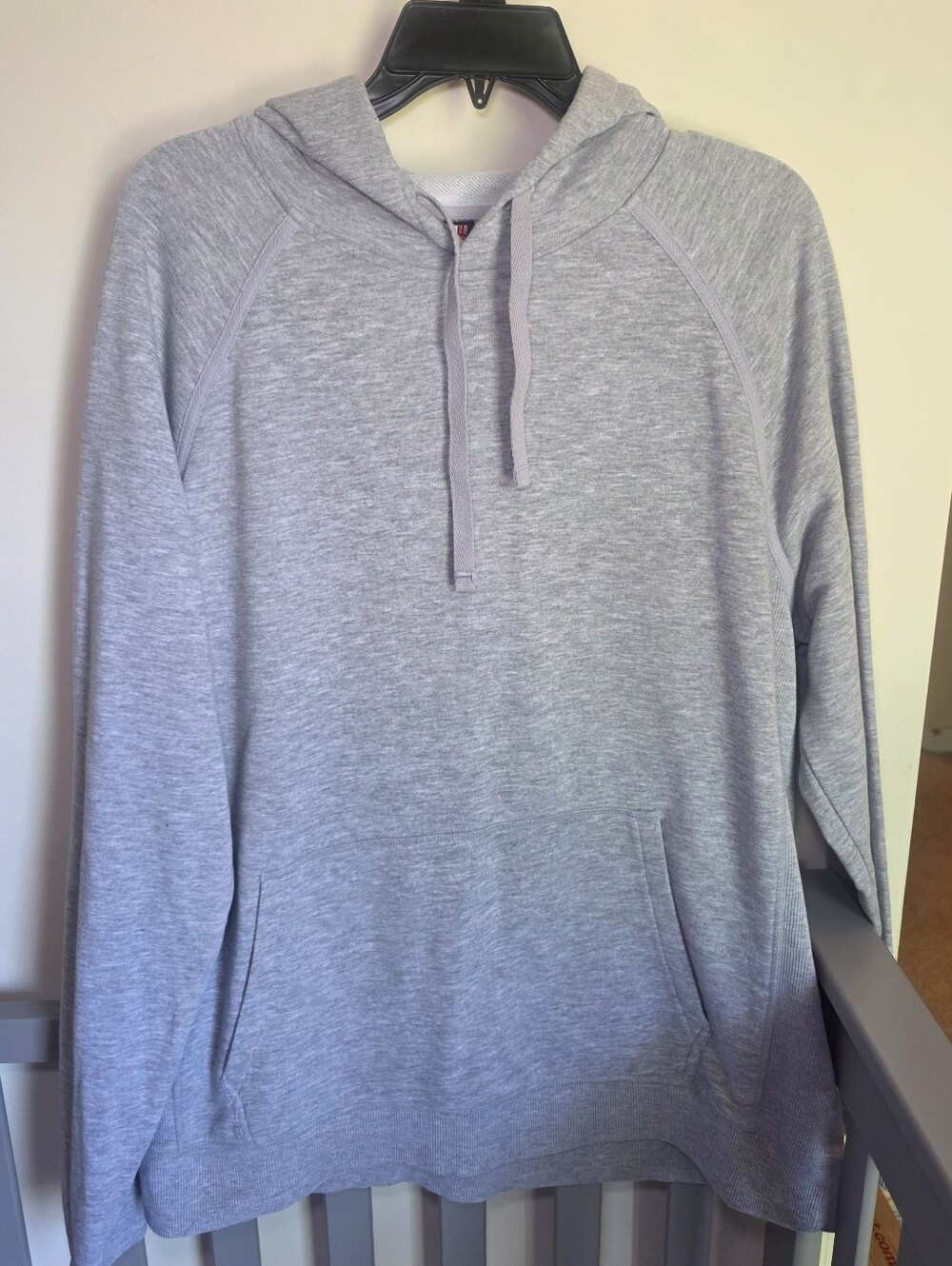 32 Degrees Light Gray Hooded Sweatshirt With Kangaroo Pocket Womens Size XL